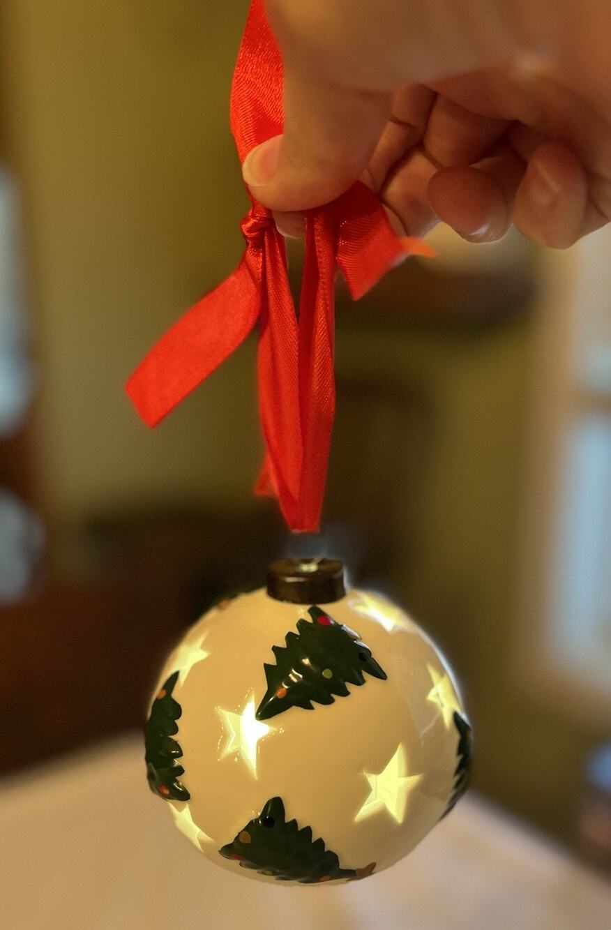 Vintage, Ceramic, Light Up, Color Changing, Christmas Ornament.